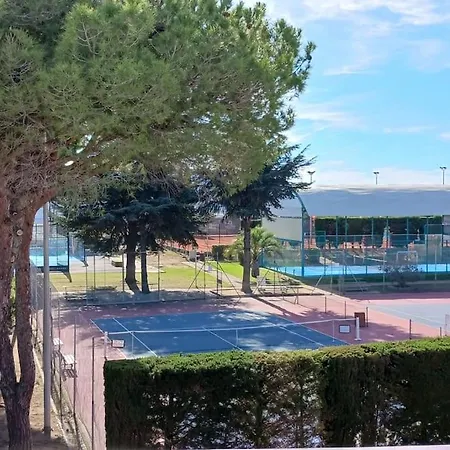 215 Au Tennis Cap D'agde *